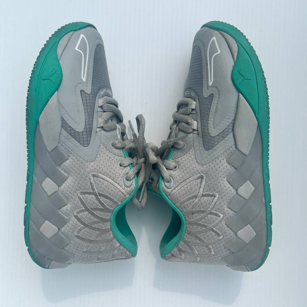 Selling Puma LaMelo Ball MB.01 Lo UFO (GS) size 4.5